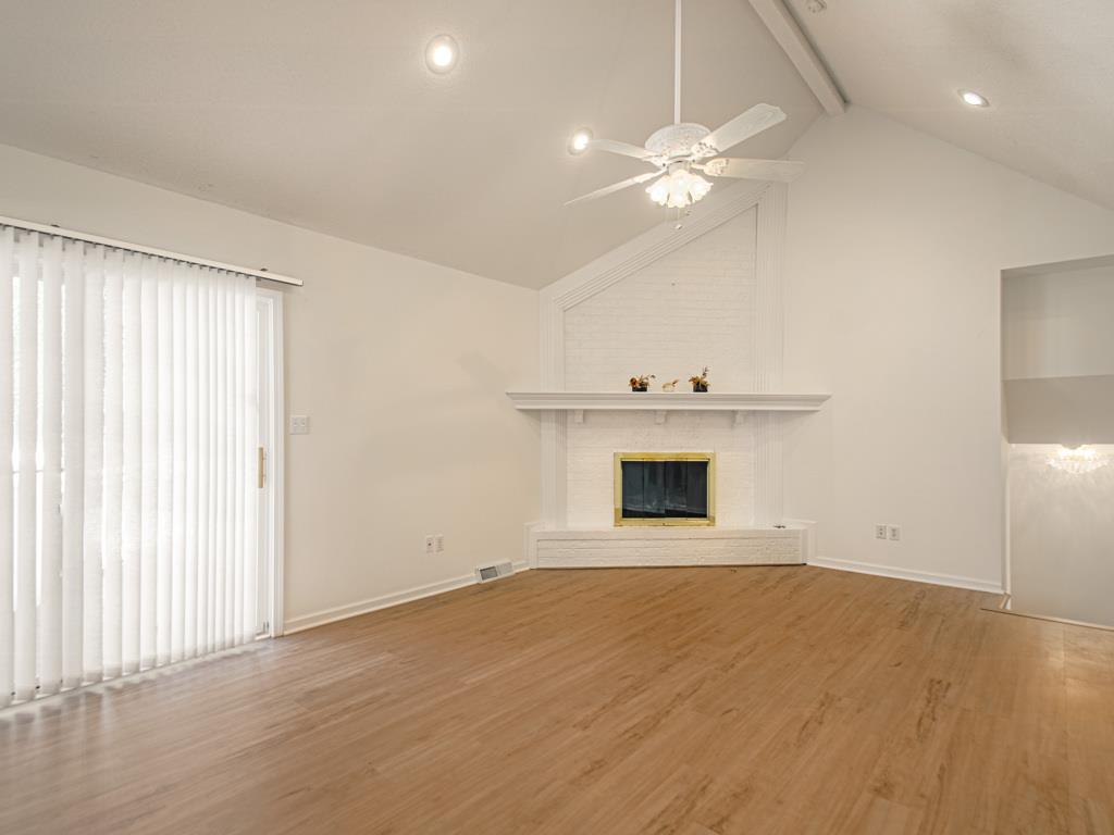 14616 E 43rd Street Property Photo 10