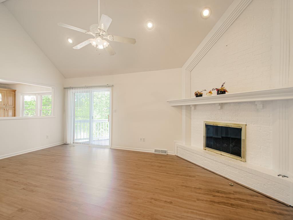 14616 E 43rd Street Property Photo 11
