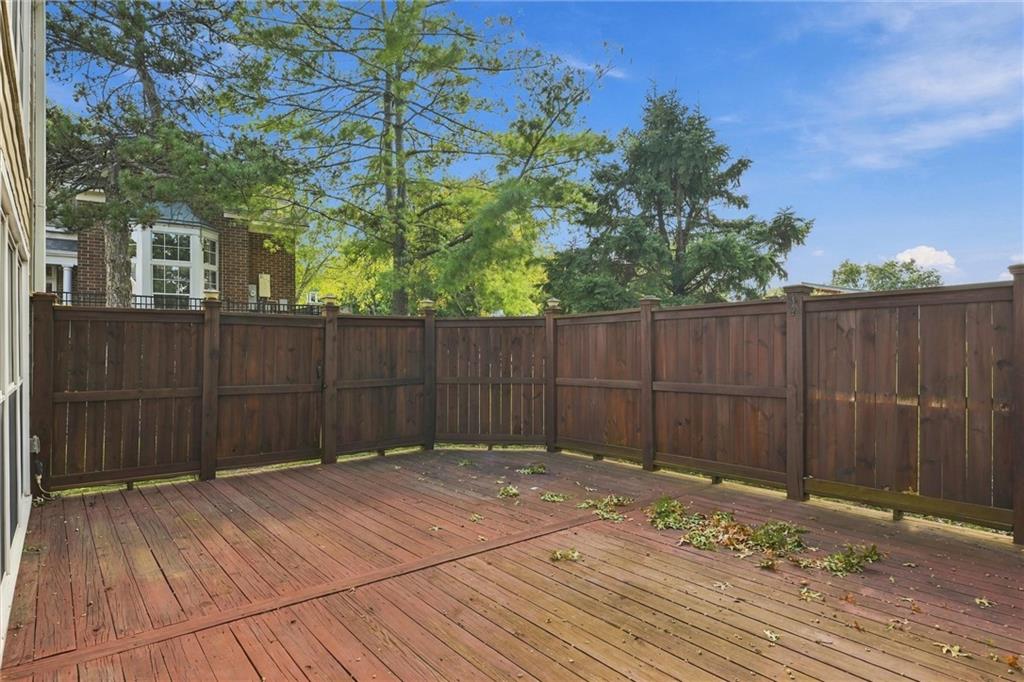 9401 W 120th Street Property Photo 28