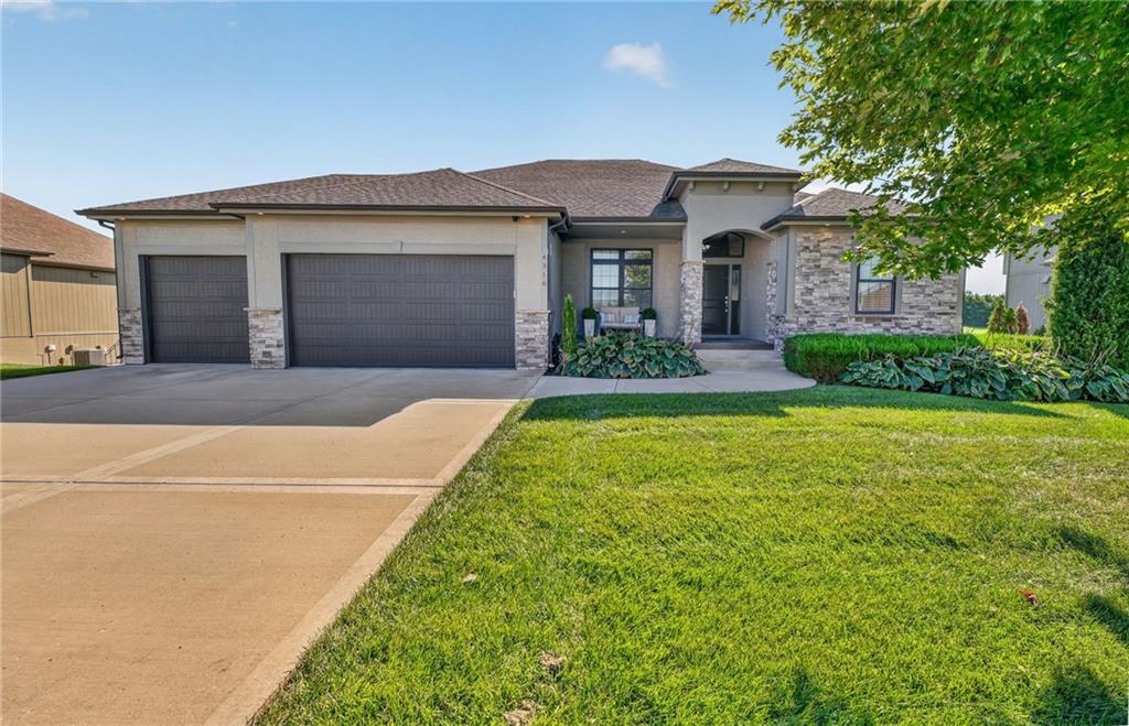 4316 S Stone Canyon Drive Property Photo 1