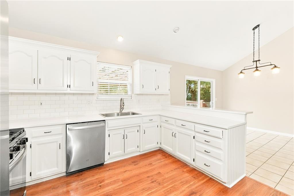 12308 Bristol Avenue Property Photo 7
