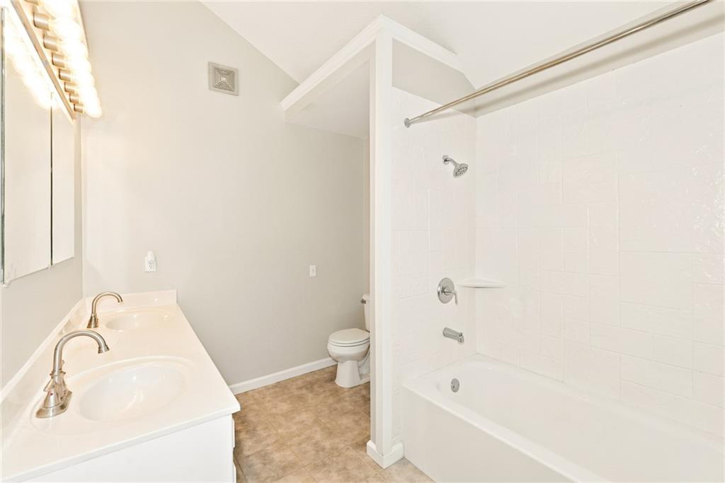 12308 Bristol Avenue Property Photo 11