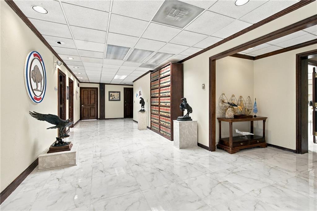 4420 Madison Avenue Property Photo 24