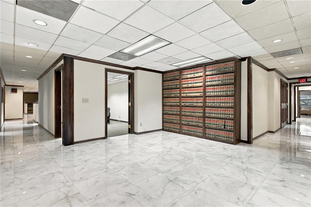 4420 Madison Avenue Property Photo 30