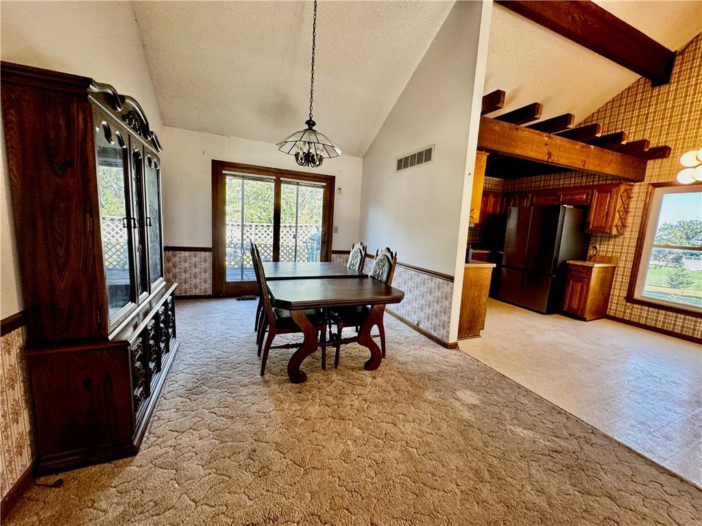 532 N Persimmon Drive Property Photo 5