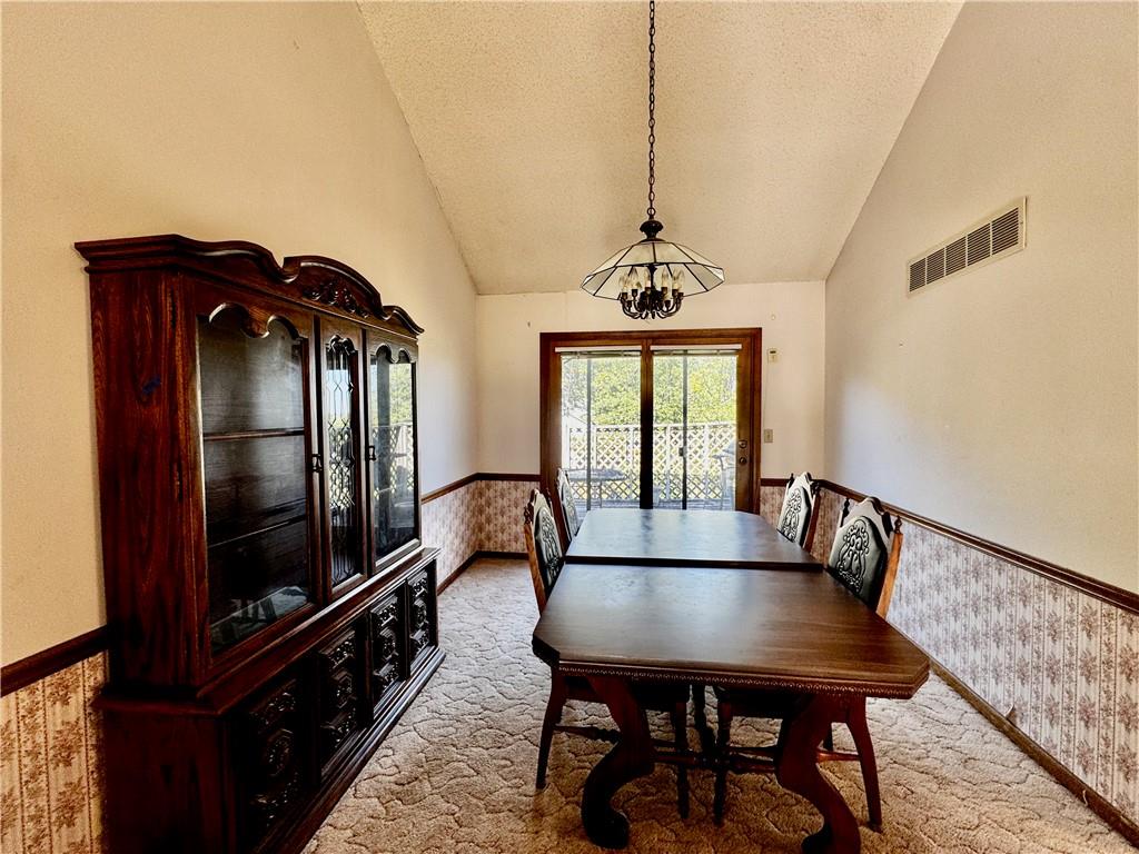 532 N Persimmon Drive Property Photo 6