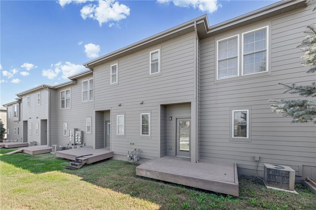 5245 Overland Drive Property Photo 31