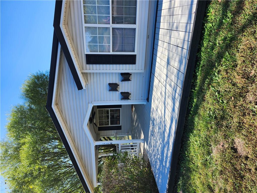 114 Kansas Drive Property Photo 2