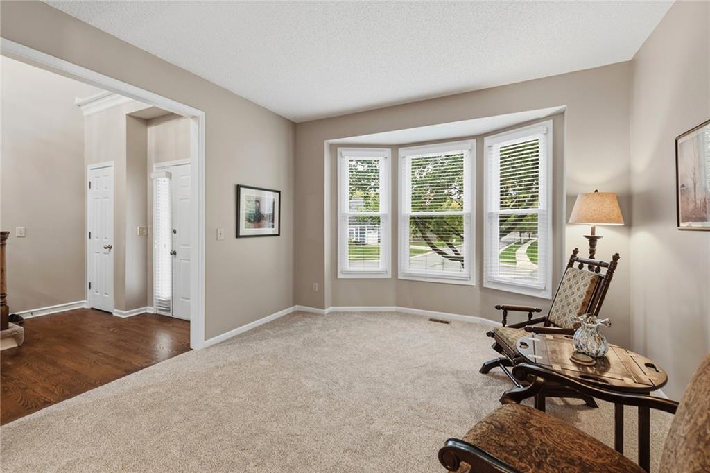 12818 Bond Street Property Photo 9