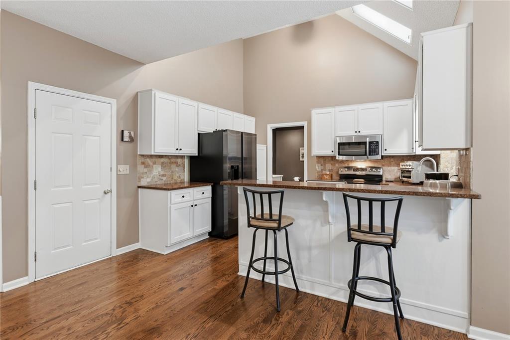 12818 Bond Street Property Photo 17