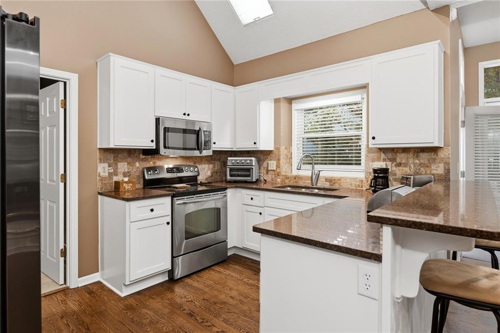 12818 Bond Street Property Photo 19