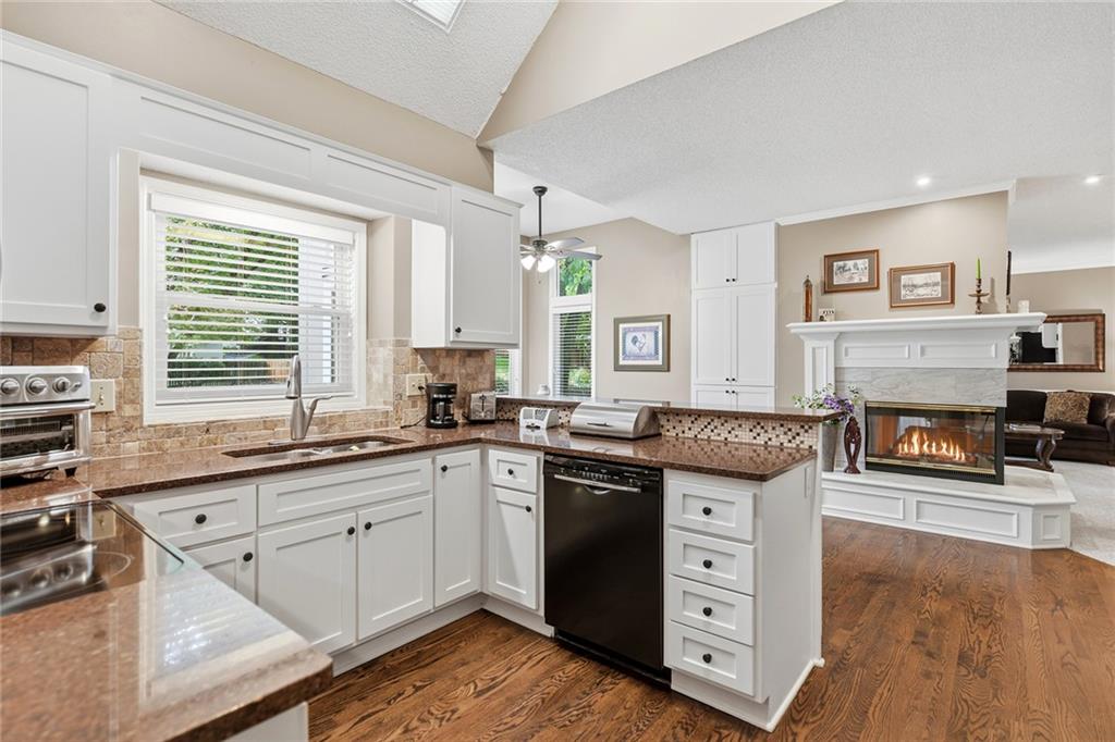 12818 Bond Street Property Photo 20