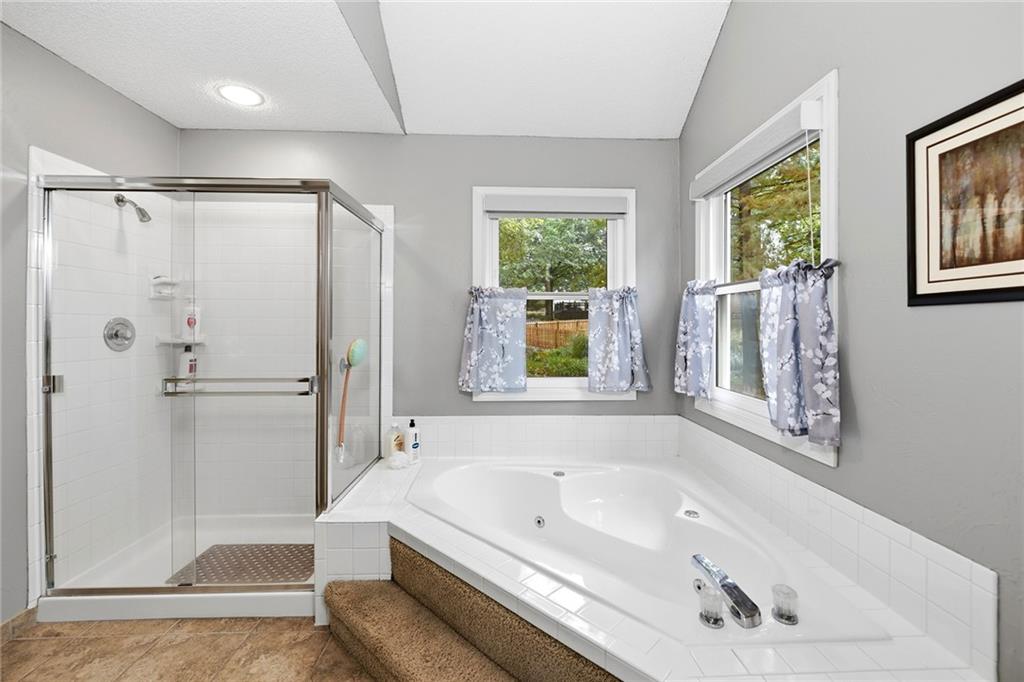 12818 Bond Street Property Photo 33