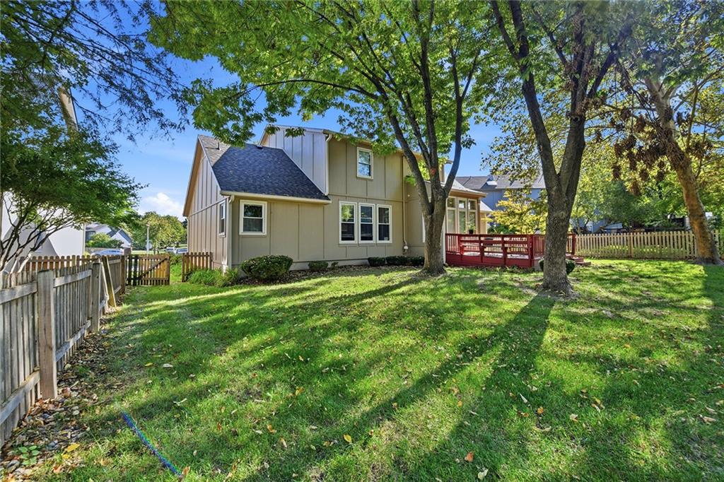 12818 Bond Street Property Photo 49