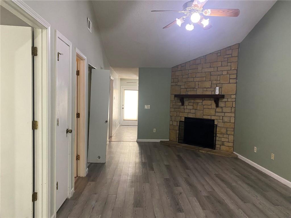 8215 Nw Mace Road Property Photo 1