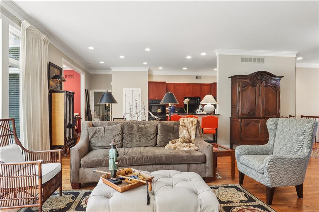 14429 Meadow Court Property Photo 8