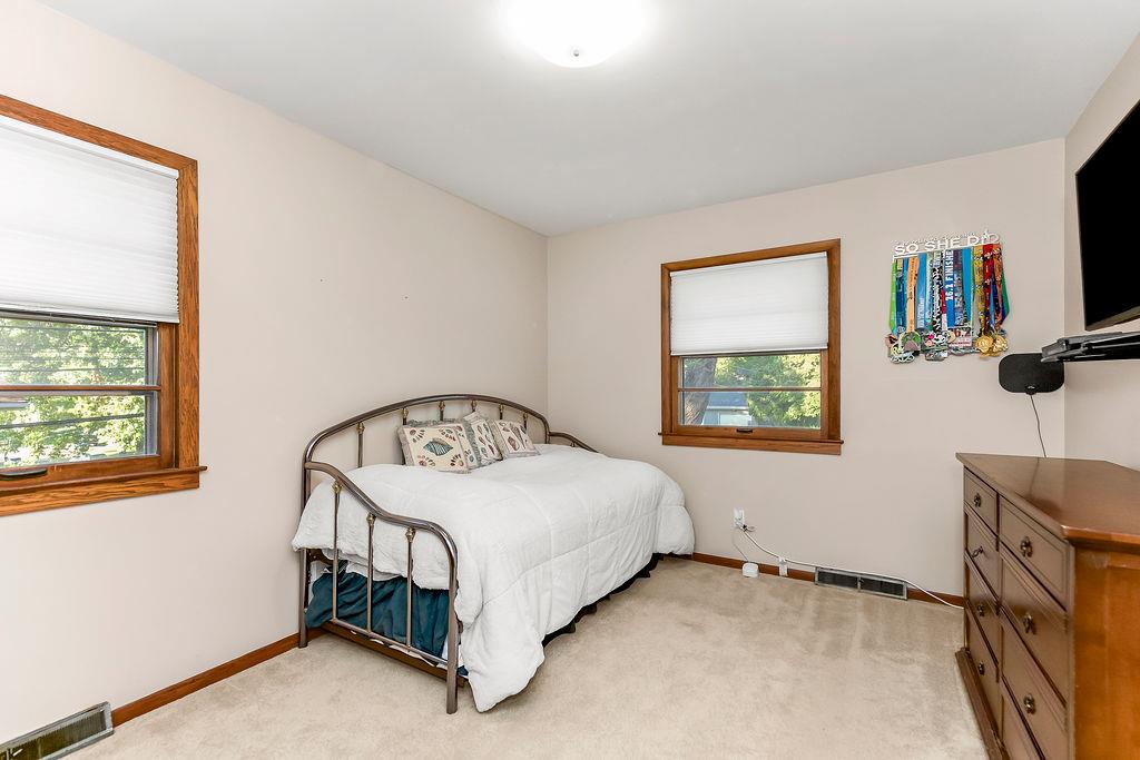 7719 Howe Drive Property Photo 14