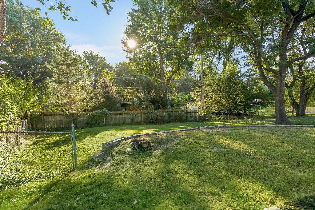 7719 Howe Drive Property Photo 18