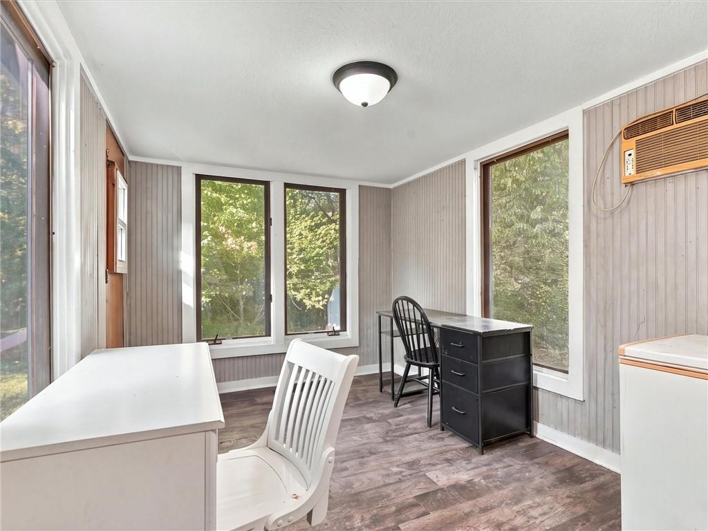 504 N College Street Property Photo 19