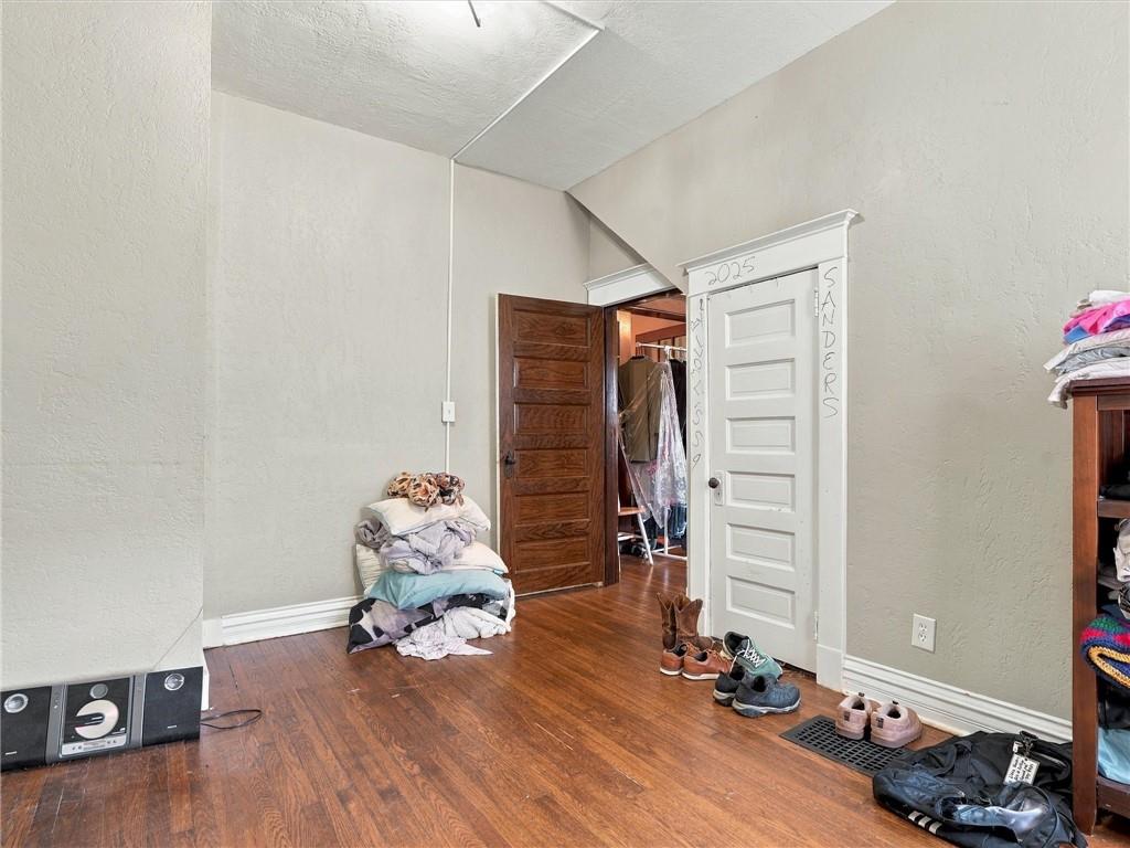 504 N College Street Property Photo 30