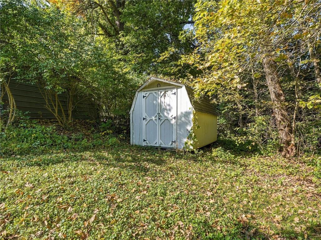 504 N College Street Property Photo 32
