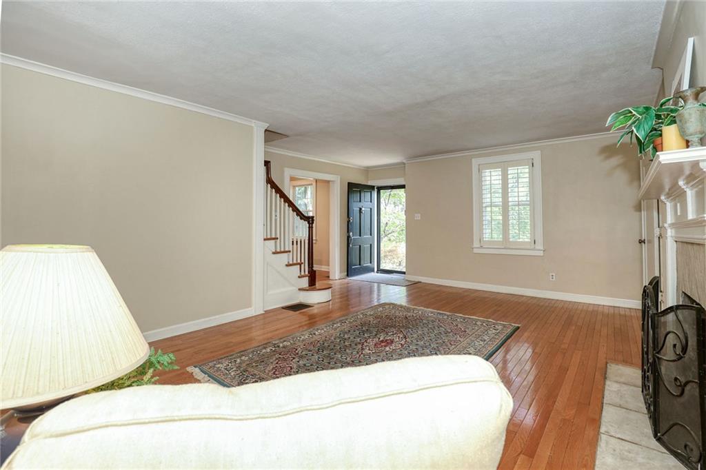 4900 Westwood Road Property Photo 3