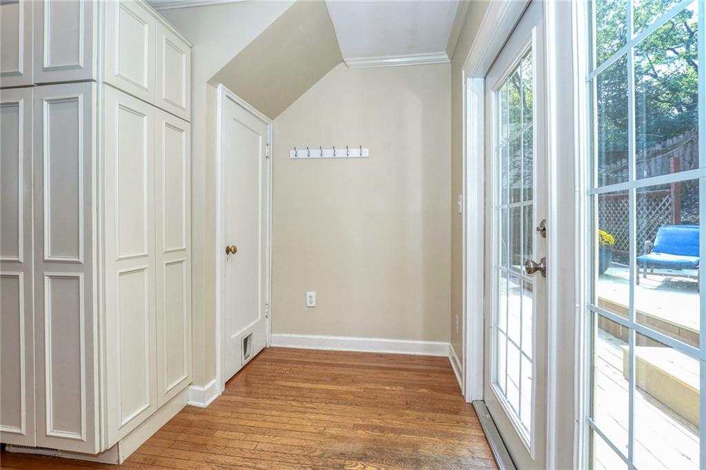 4900 Westwood Road Property Photo 11