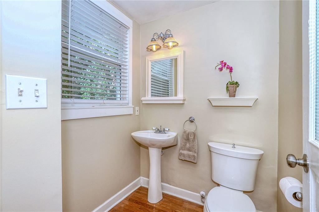 4900 Westwood Road Property Photo 12
