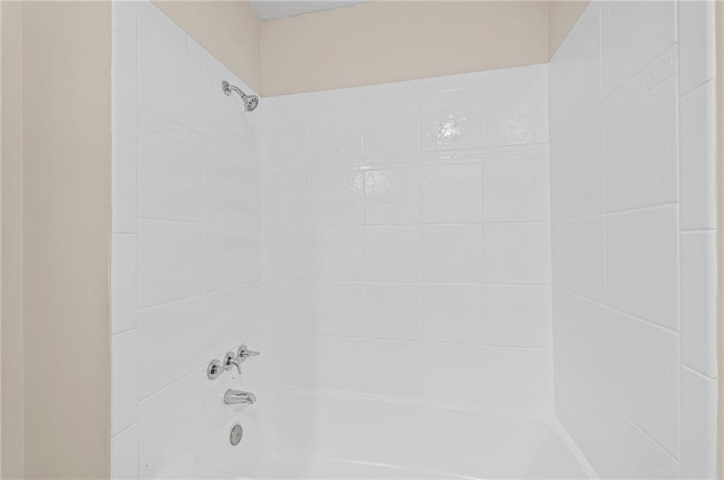 14710 Nw 67th Street Property Photo 18