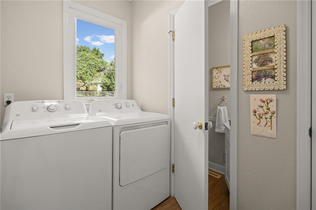 7812 W 100th Terrace Property Photo 17