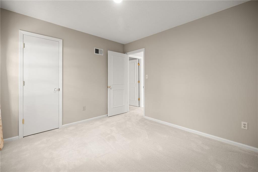 7812 W 100th Terrace Property Photo 27