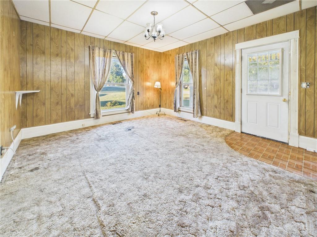 108 S Lee Street Property Photo 7
