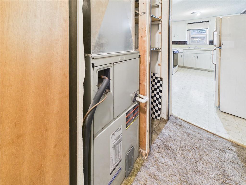 108 S Lee Street Property Photo 18