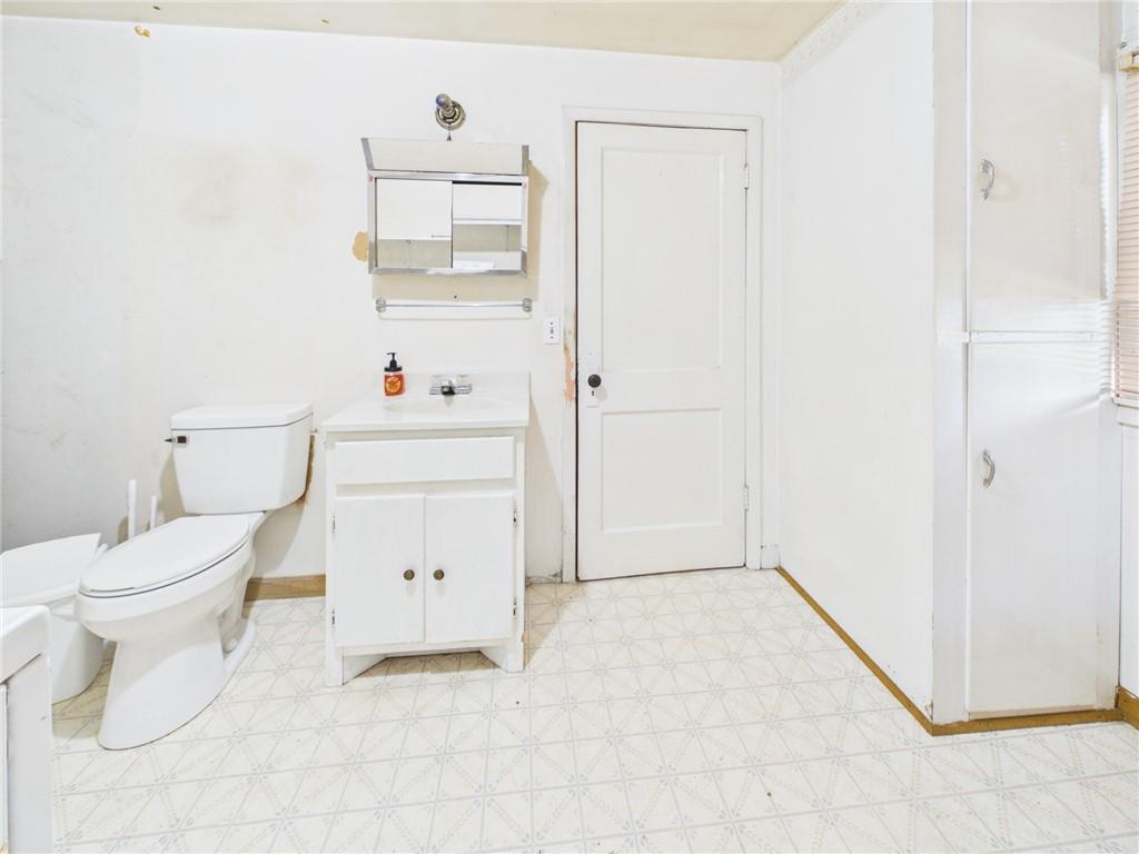 108 S Lee Street Property Photo 21