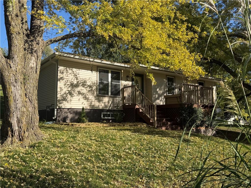 5605 South 14th Street Property Photo 2