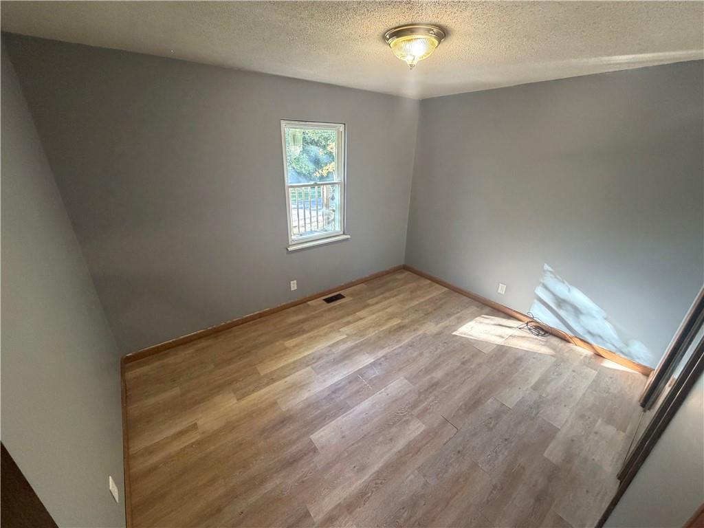 5605 South 14th Street Property Photo 11
