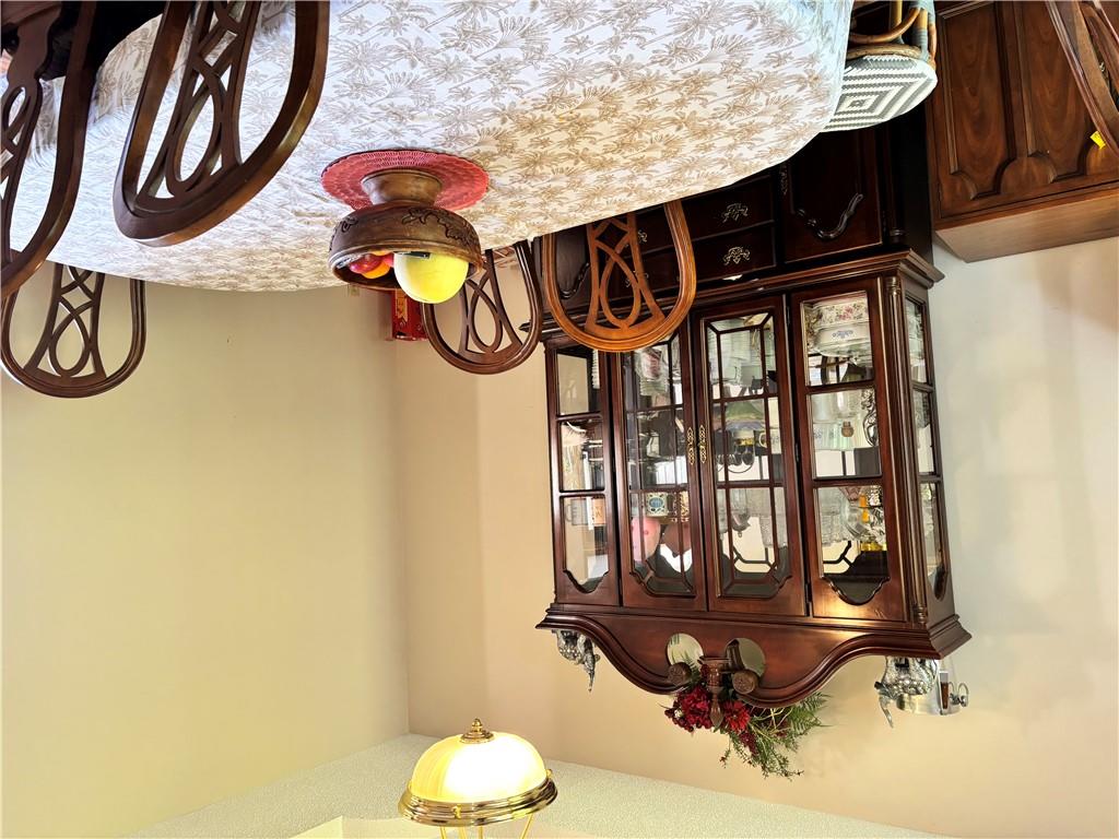 6805 Noland Road Property Photo 6