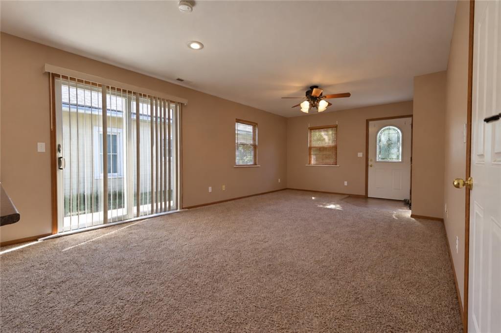 1403 E 13th Street Property Photo 6