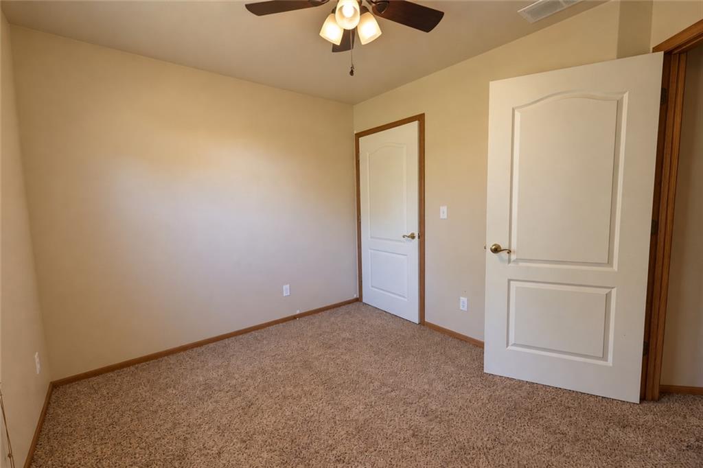 1403 E 13th Street Property Photo 14