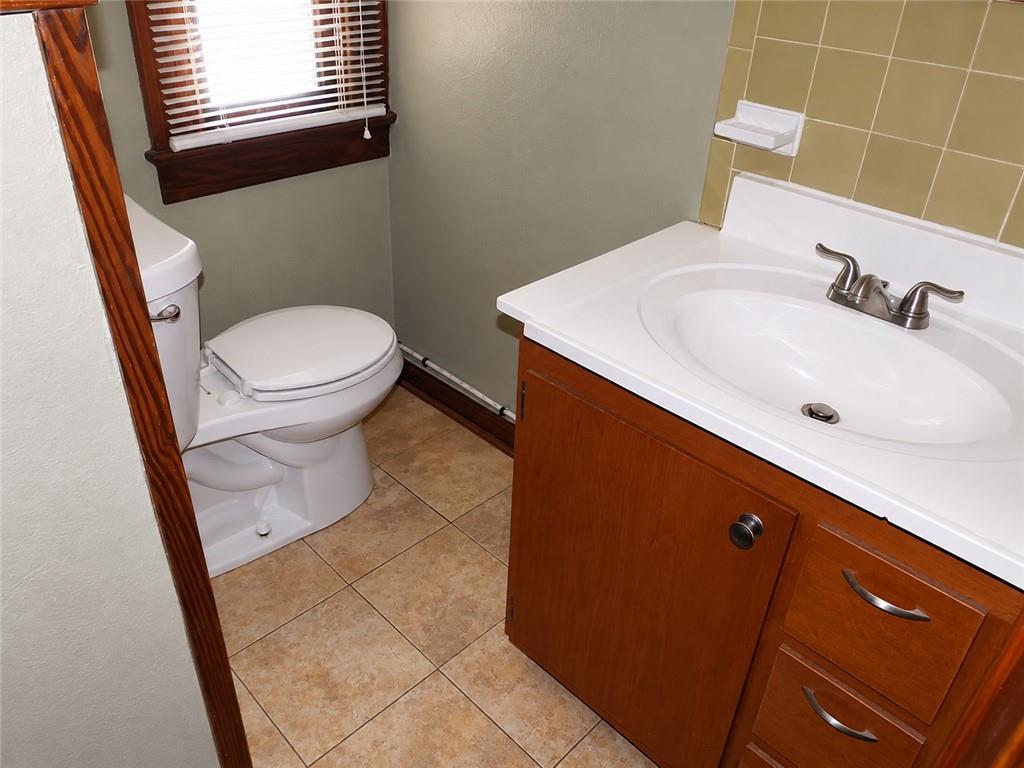 340 Elmwood Avenue Property Photo 11