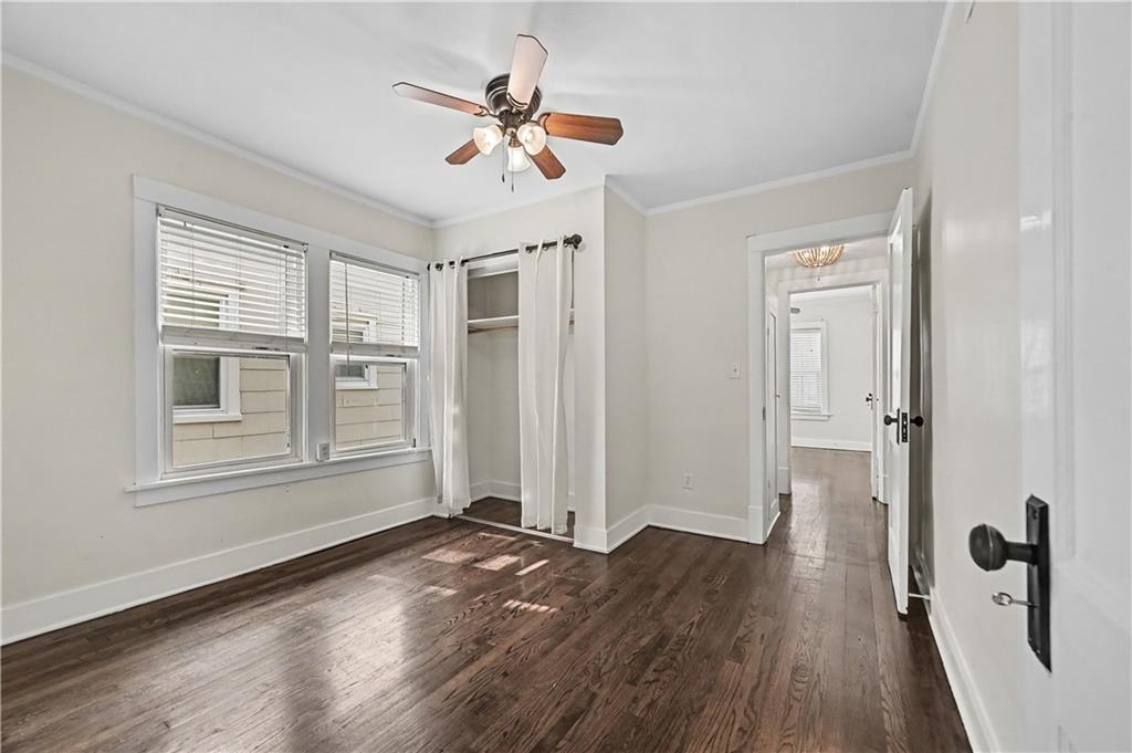 5129 Wyandotte Street Property Photo 20
