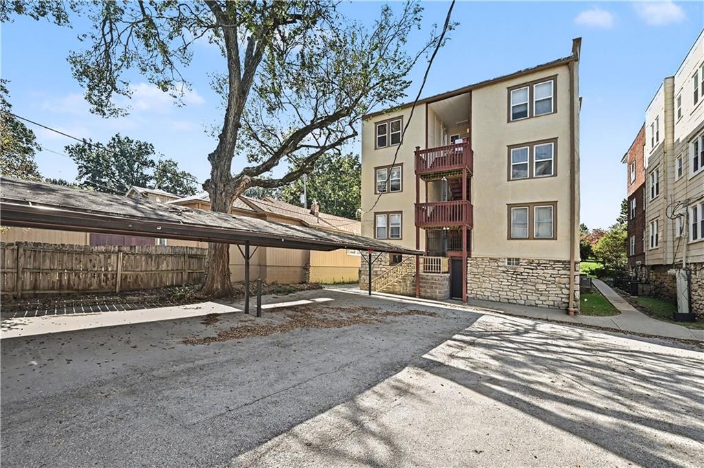 5129 Wyandotte Street Property Photo 23