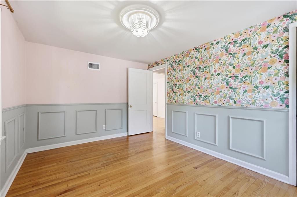1264 W Gregory Boulevard Property Photo 17