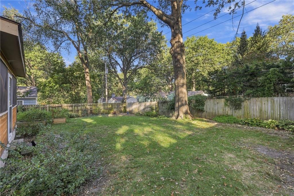 1264 W Gregory Boulevard Property Photo 26