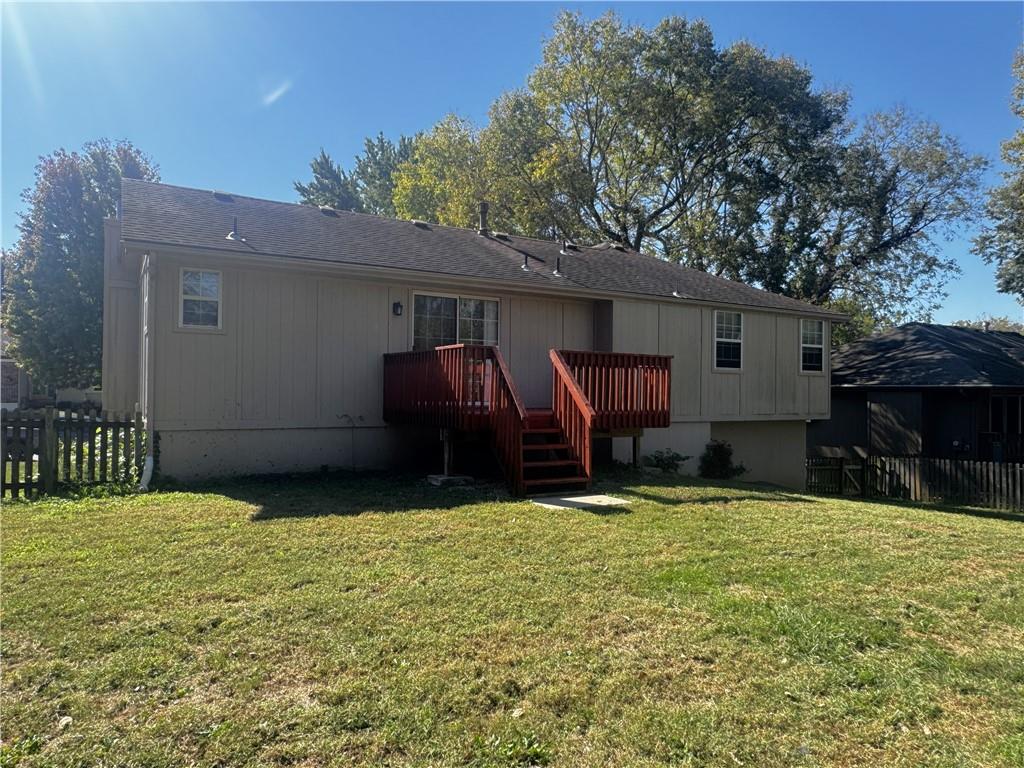 1211 Sw Hillcrest Drive Property Photo 2