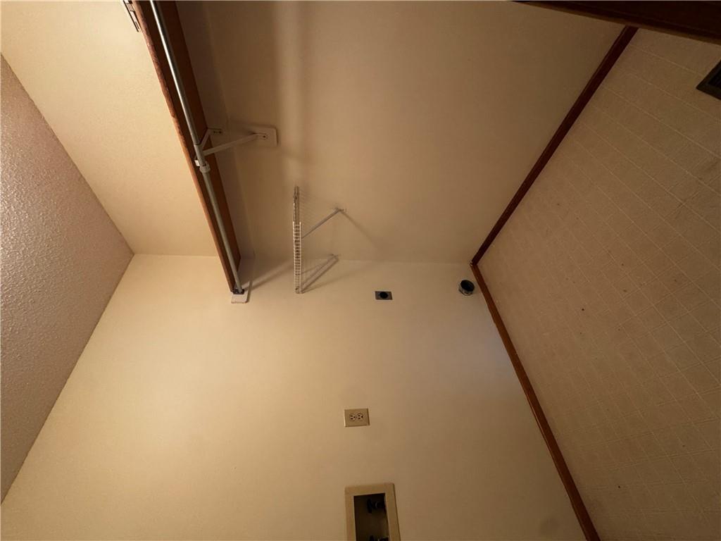 1211 Sw Hillcrest Drive Property Photo 10