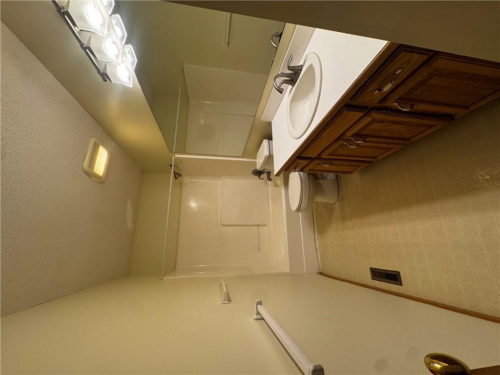 1211 Sw Hillcrest Drive Property Photo 11