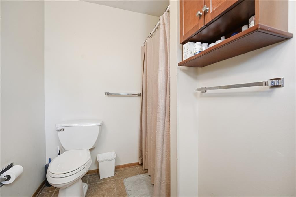 1700 Ne 67th Place Property Photo 27