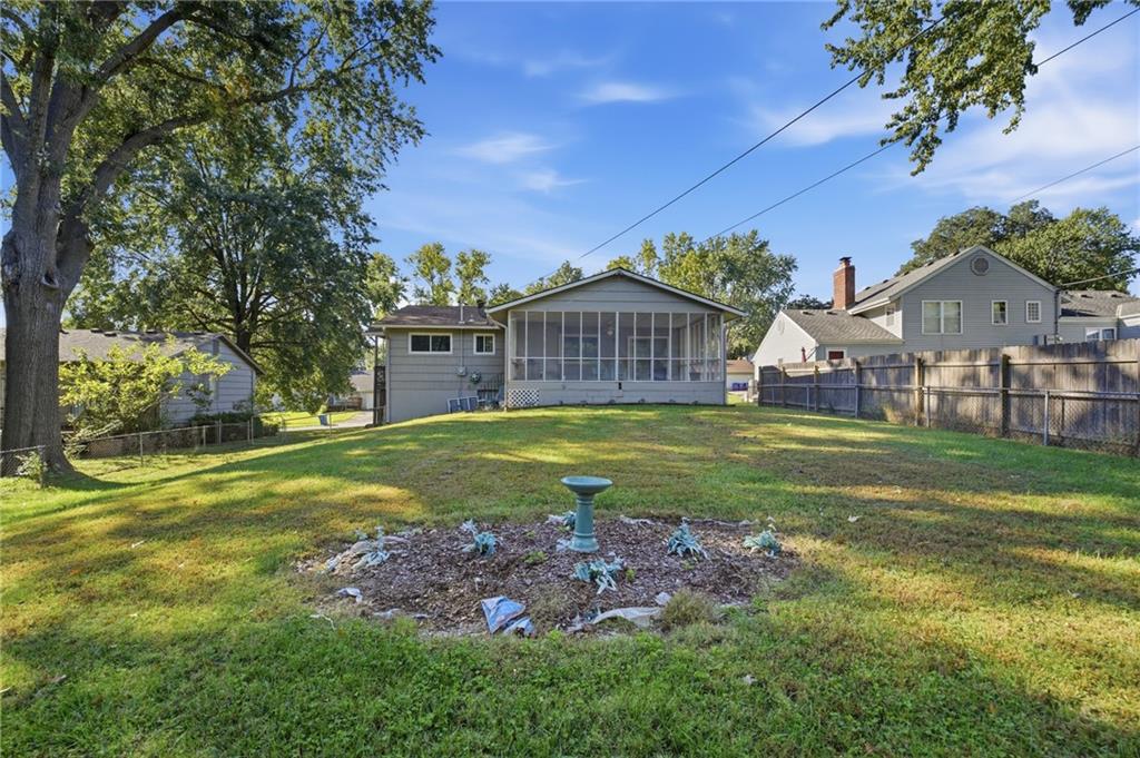 1700 Ne 67th Place Property Photo 44