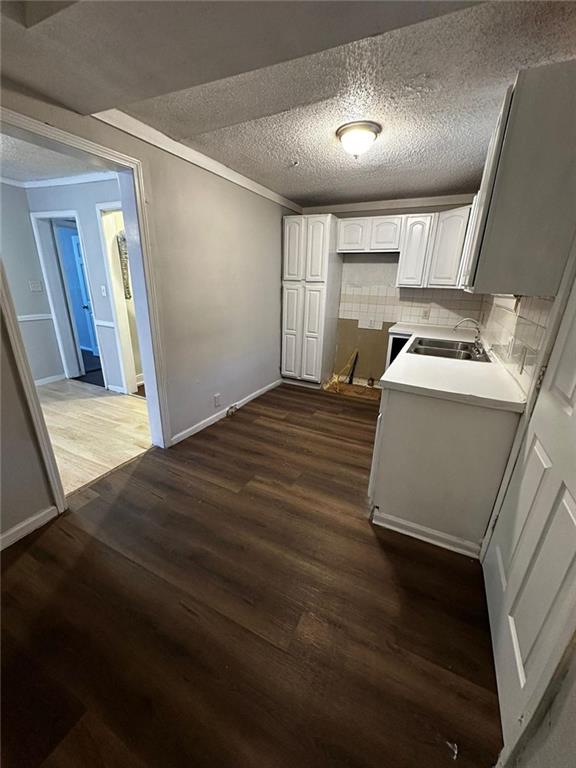 1177 E 65th Street Property Photo 5